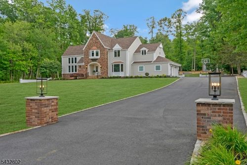 29 Crown Dr, Warren, NJ, 07059-5111 | Card Image