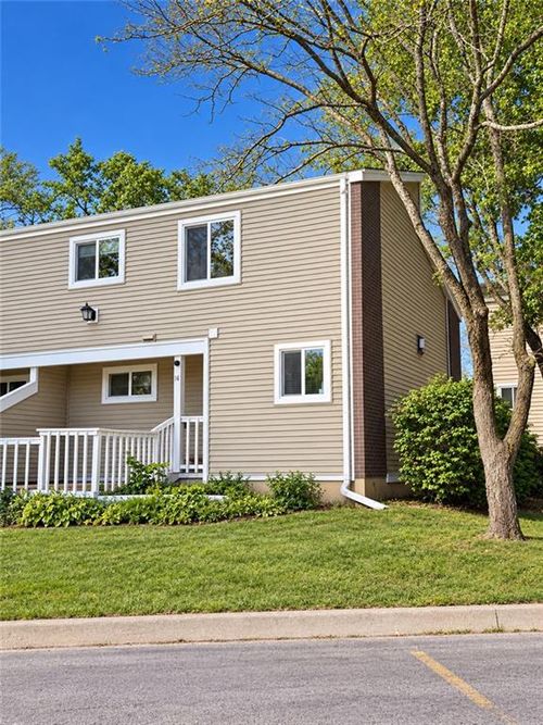 4-255 N Michigan St, Lawrence, KS, 66044-1047 | Card Image
