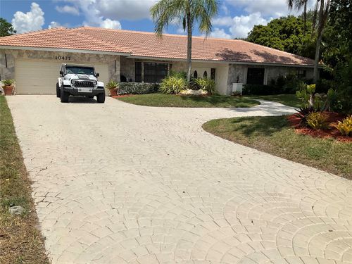 10477 Nw 4th St, Coral Springs, FL, 33071-6815 | Card Image