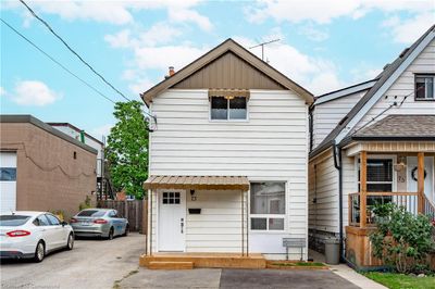 73 Albany Ave, Home with 2 bedrooms, 2 bathrooms and 5 parking in Hamilton ON | Image 1