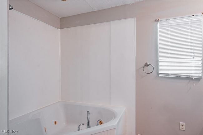 34 Delta Pl, House other with 4 bedrooms, 2 bathrooms and null parking in Davisville WV | Image 18