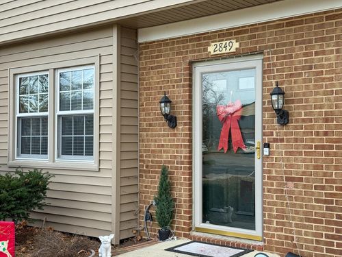 2849 Jefferson Ln, Waynesboro, VA, 22980-1552 | Card Image