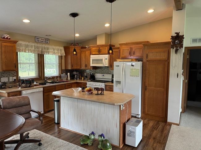 Kitchen | Image 4