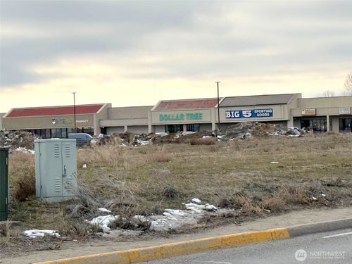 8 Omache Dr, Omak, WA, 98841 | Card Image
