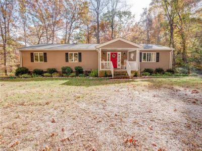 117 Deerwood Drive, House other with 5 bedrooms, 2 bathrooms and null parking in Williamsburg VA | Image 1