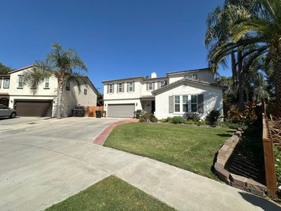 2142 N Cottonwood Street, House other with 5 bedrooms, 3 bathrooms and null parking in Visalia CA | Image 2