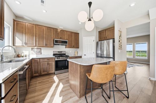 2200 Cloud View Ct, Marysville, OH, 43040-2665 | Card Image