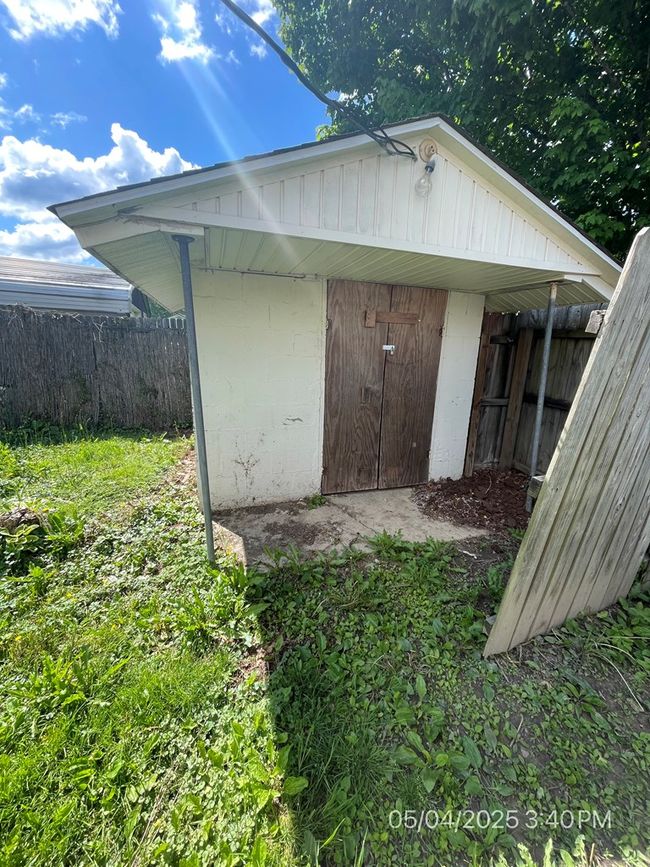 606 Kirby Rd, Home with 3 bedrooms, 2 bathrooms and null parking in Raven VA | Image 9