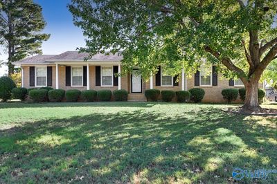 318 Spring Valley Court Sw, House other with 3 bedrooms, 1 bathrooms and null parking in Huntsville AL | Image 1