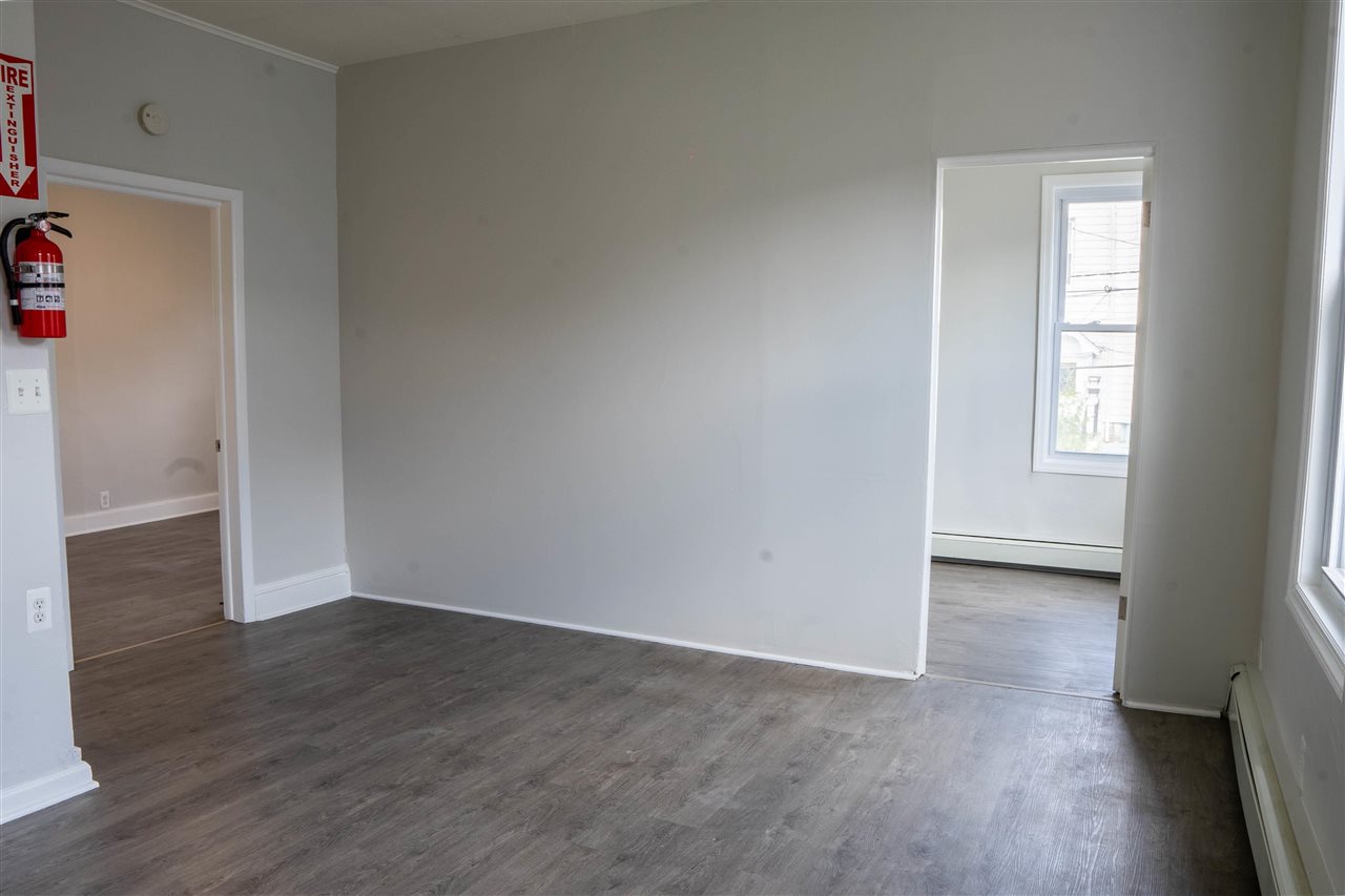 Residential Lease in Union City 4