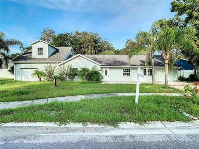 2229 Arch Mcdonald Drive, House other with 4 bedrooms, 2 bathrooms and null parking in Dover FL | Image 2