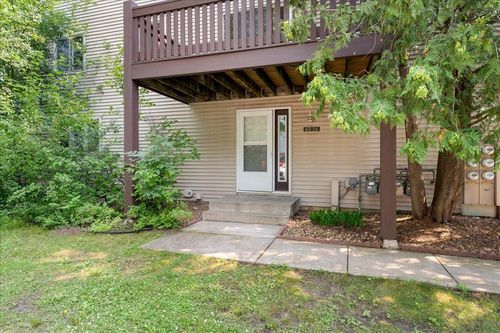 4836 Grenwich Trl N, Oakdale, MN, 55128-2012 | Card Image