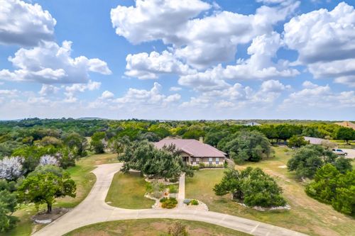 147 Nicholas Lane, Driftwood, TX, 78619 | Card Image