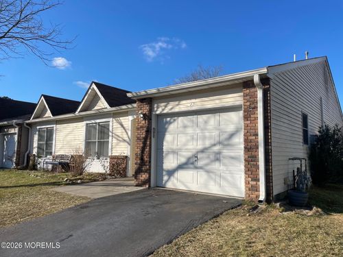 42 Buttonwood Ct, Lakewood, NJ, 08701-7313 | Card Image