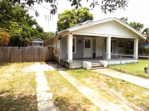 a-b-c-204 N E St, Pensacola, FL, 32502-3733 | Card Image