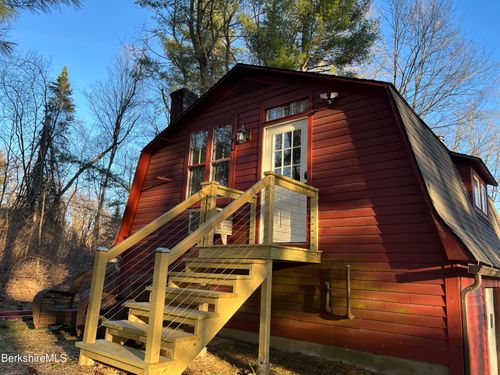 150 Water Farm Rd, Sheffield, MA, 01257-9524 | Card Image