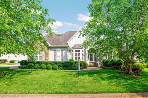902 Cattails Dr, Ooltewah, TN, 37363-9329 | Card Image