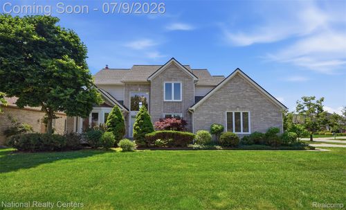 6860 Bridgemont Dr, Canton, MI, 48187-5266 | Card Image