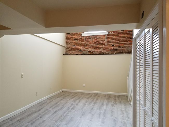 APT-202 - 15 Wilkinson Aly, Condo with 3 bedrooms, 2 bathrooms and null parking in Wilmington NC | Image 4