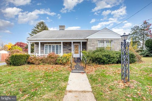 1555 Locust St, NEW CUMBERLAND, PA, 17070-1568 | Card Image