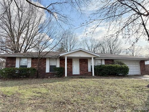 414 Ursula Dr, Lebanon, IL, 62254-1113 | Card Image