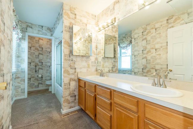 1539 Stone Ct, House other with 4 bedrooms, 3 bathrooms and null parking in Elkhart IN | Image 21