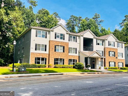 8201 Fairington Village Dr, Lithonia, GA, 30038-1447 | Card Image