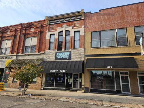 423 Main St, Vincennes, IN, 47591-2006 | Card Image
