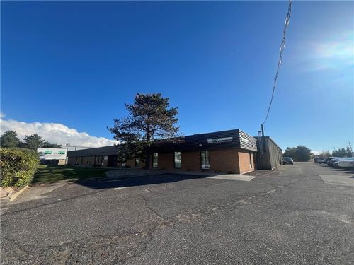 a-and-b-362 Dewitt Rd, Stoney Creek, ON, L8E2T2 | Card Image