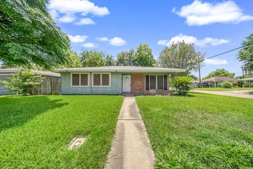 3702 Malone Dr, Pasadena, TX, 77503-2726 | Card Image