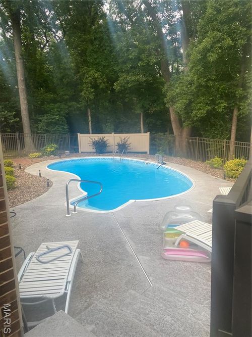 4 Cedar Pt, Collinsville, IL, 62234-5280 | Card Image