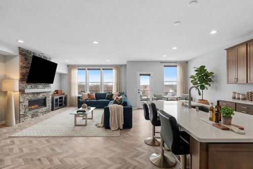 4263 Swallowtail Ln, Woodbury, MN, 55129-7567 | Card Image