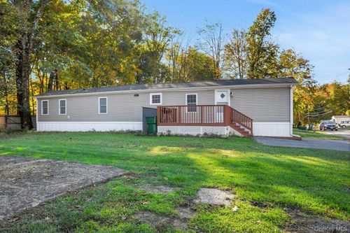 20-98 Inwood Ave, Poughkeepsie, NY, 12601-1261 | Card Image