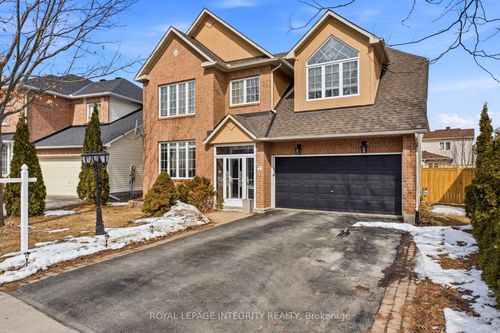 7 Len Lunney Cres, Nepean, ON, K2G6X6 | Card Image