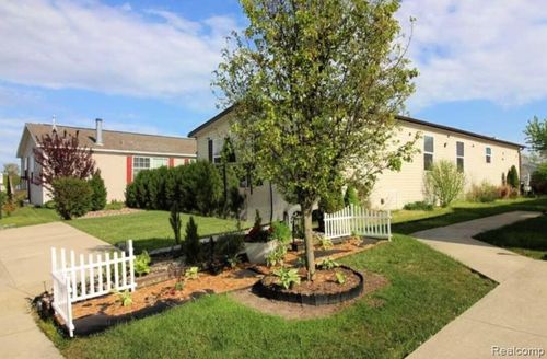24445 Edwin Drive, Brownstown Charter Township, MI, 48134 | Card Image