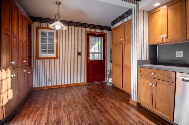 885 Alcoma St, House other with 2 bedrooms, 1 bathrooms and 1 parking in Sharon PA | Image 13