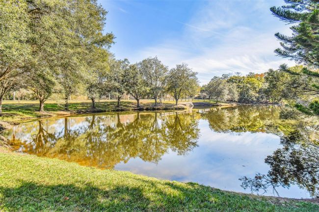 C - 6015 Laketree Lane, Condo with 2 bedrooms, 2 bathrooms and null parking in Temple Terrace FL | Image 2