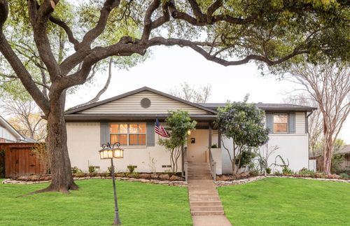 9925 Estate Ln, Dallas, TX, 75238-2130 | Card Image