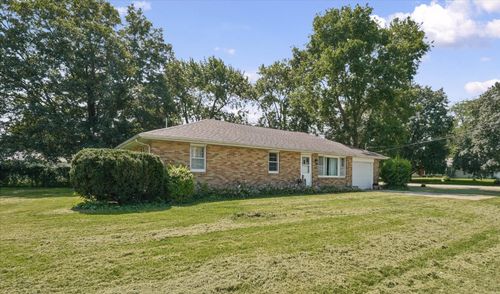 103 W Lincoln St, Fisher, IL, 61843-9443 | Card Image