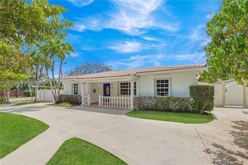 6810 Sw 51 St., Miami, FL, 33155 | Card Image