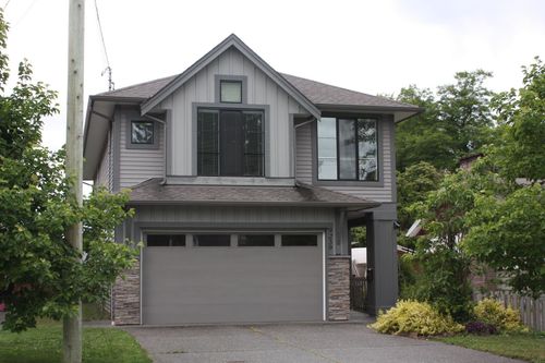 9239 Mcnaught Rd, Chilliwack, BC, V2P6E7 | Card Image
