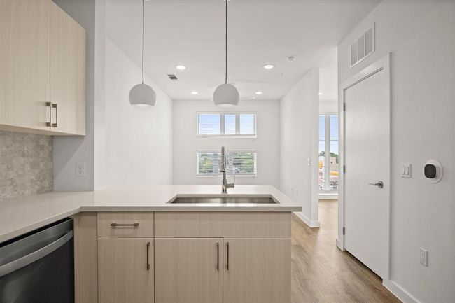 APT-205 - 6324 N Lamar Blvd, Condo with 1 bedrooms, 1 bathrooms and null parking in Austin TX | Image 5