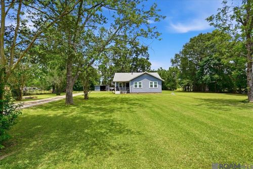 9945 Greenwell Springs-Port Hudson Rd, Zachary, LA, 70791 | Card Image