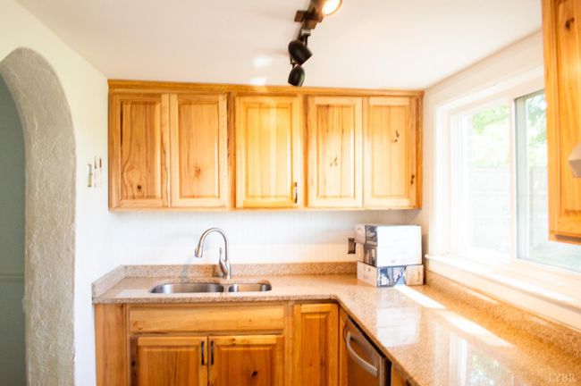506 Powell Rd, House other with 3 bedrooms, 2 bathrooms and null parking in Lynch Station VA | Image 12