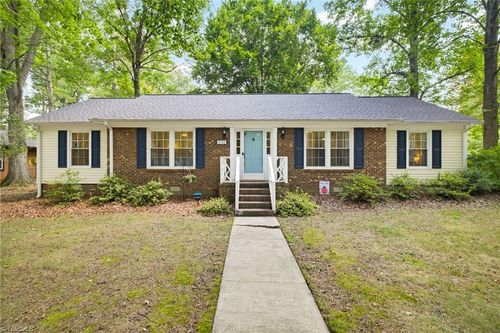 1711 Three Meadows Rd, Greensboro, NC, 27455-2822 | Card Image