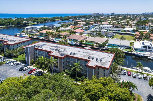 APT-405 - 3050 Ne 48 Th Ct, Condo with 2 bedrooms, 2 bathrooms and null parking in Lighthouse Point FL | Image 32