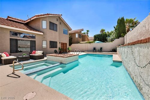 9008 Pebble Shore Ct, Las Vegas, NV, 89117-2322 | Card Image