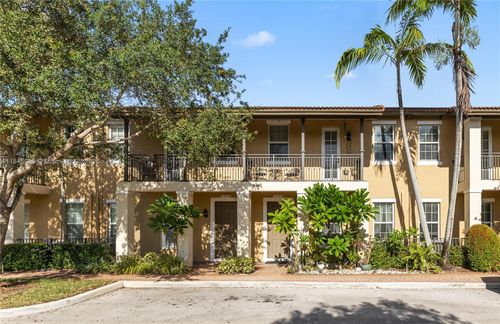 1112 Sw 146th Ter, Pembroke Pines, FL, 33027-6165 | Card Image