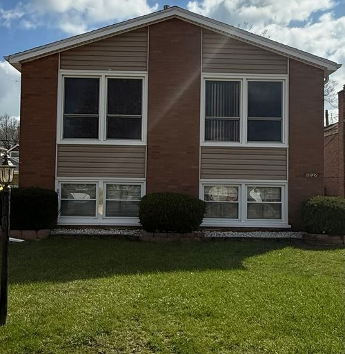 8037 S Wentworth Avenue, Chicago, IL, 60620 | Card Image