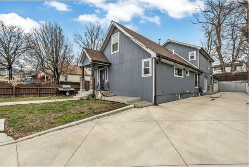 305 N 32nd St, Kansas City, KS, 66102-4520 | Card Image